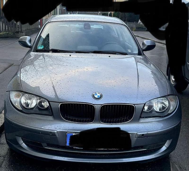 Usata BMW 118 143 CV (105 kW) 2009 Argento Utilitaria
