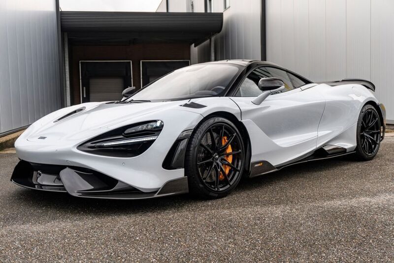 Grau Gebraucht 2021 McLaren 765LT Coupé | 479.950 € (Teuer) - Bild 1/4