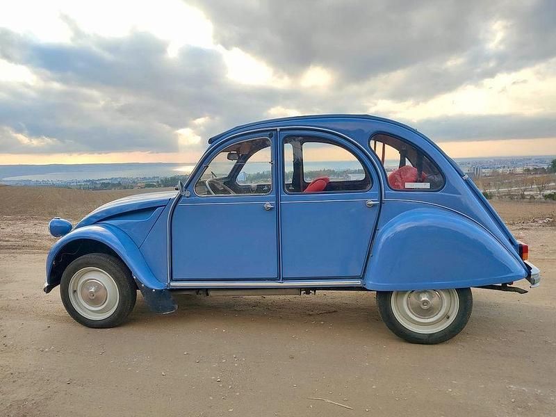 Blau Gebraucht 1991 Citroën 2CV Limousine | 12.900 € - Bild 1/4