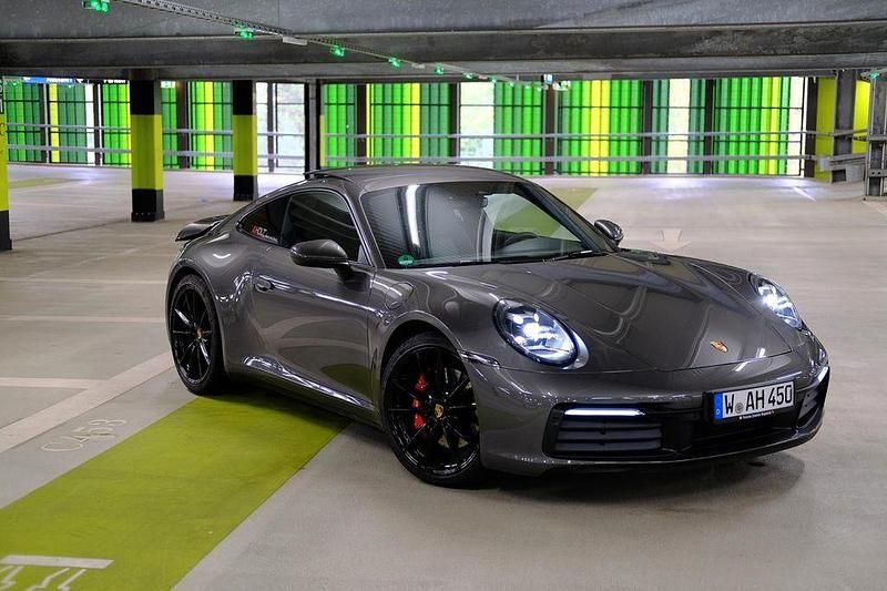 Grau Gebraucht 2020 Porsche 911 Carrera S Coupé | 127.500 € (Etwas zu teuer) - Bild 1/4