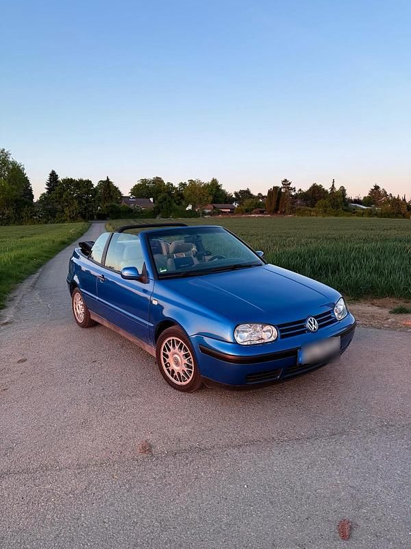 Gebraucht VW Golf Cabriolet 101 PS (74 kW) 2000 Blau Cabrio
