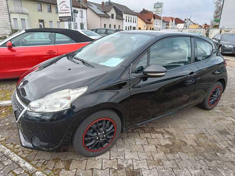 Second-hand Peugeot 208 Access 68 CP (50 kW) 2013 Negru Hatchback