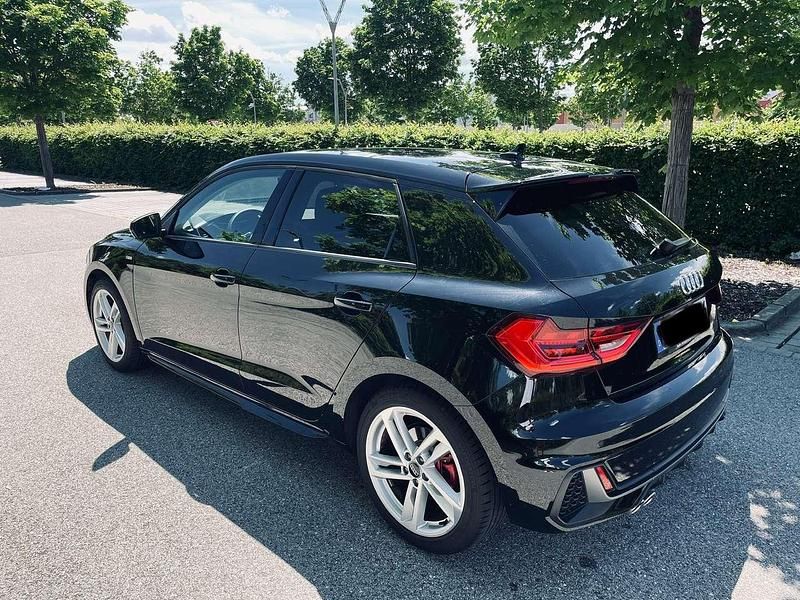 Gebraucht Audi A1 S-Line 207 PS (152 kW) 2022 Schwarz Kleinwagen