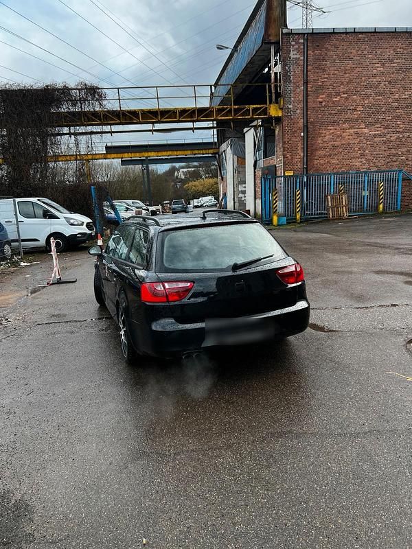 Gebraucht Seat Exeo 148 PS (108 kW) 2013 Schwarz Kombi