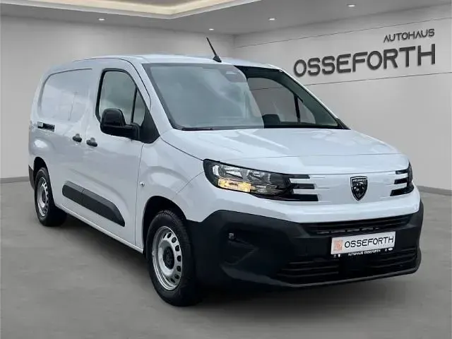 Neu Peugeot E-Partner 100 kW (136 PS) 2026 Weiss Van / Kleinbus