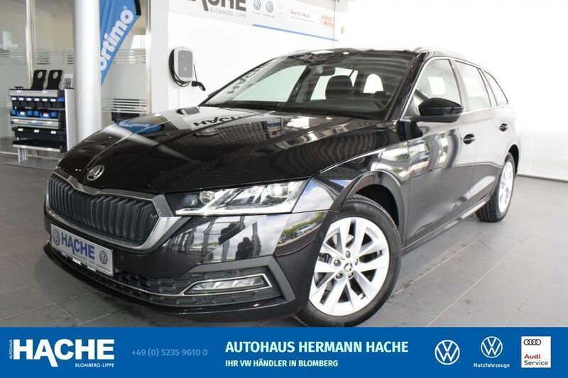 Schhwarzmagic perleffekt Gebraucht 2022 Skoda Octavia Style Kombi | 23.449 € (Fairer Preis) - Bild 1/4