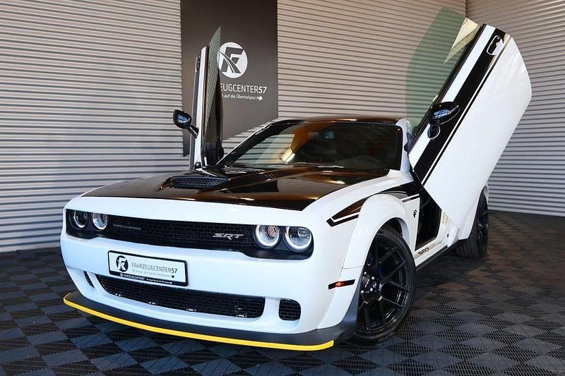 Second-hand Dodge Challenger 373 CP (274 kW) 2019 Alb Coupe