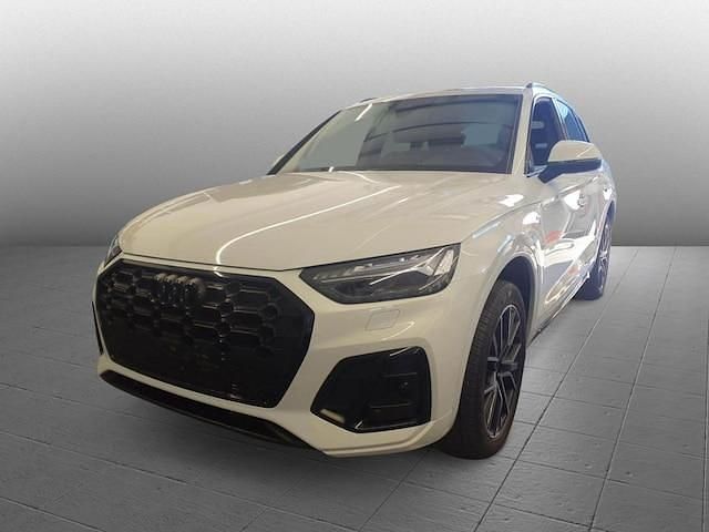 Gebraucht Audi Q5 Ambiente 204 PS (150 kW) 2023 Gletscherweiß metallic SUV