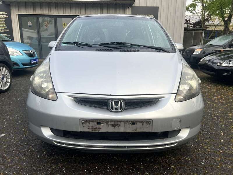 Satin silver m. Gebraucht 2004 Honda Jazz LS Kleinwagen | 790 € (Superpreis) - Bild 1/4