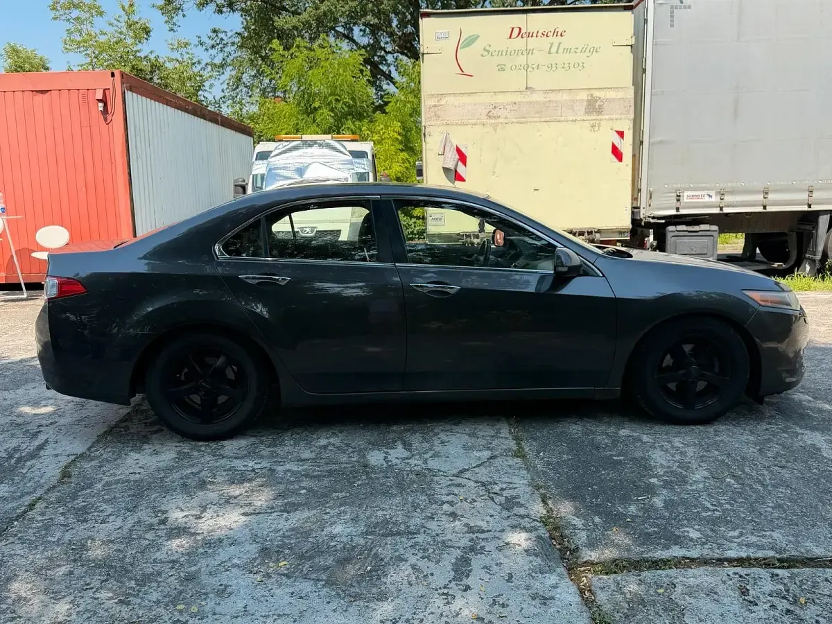 Gebraucht Honda Accord 150 PS (110 kW) 2009 Grau Limousine