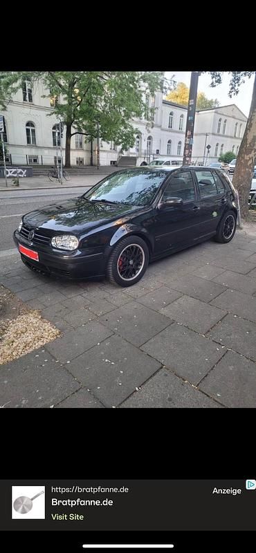 Schwarz Gebraucht 2002 VW Golf Limousine | 1.600 € (Guter Preis) - Bild 1/4
