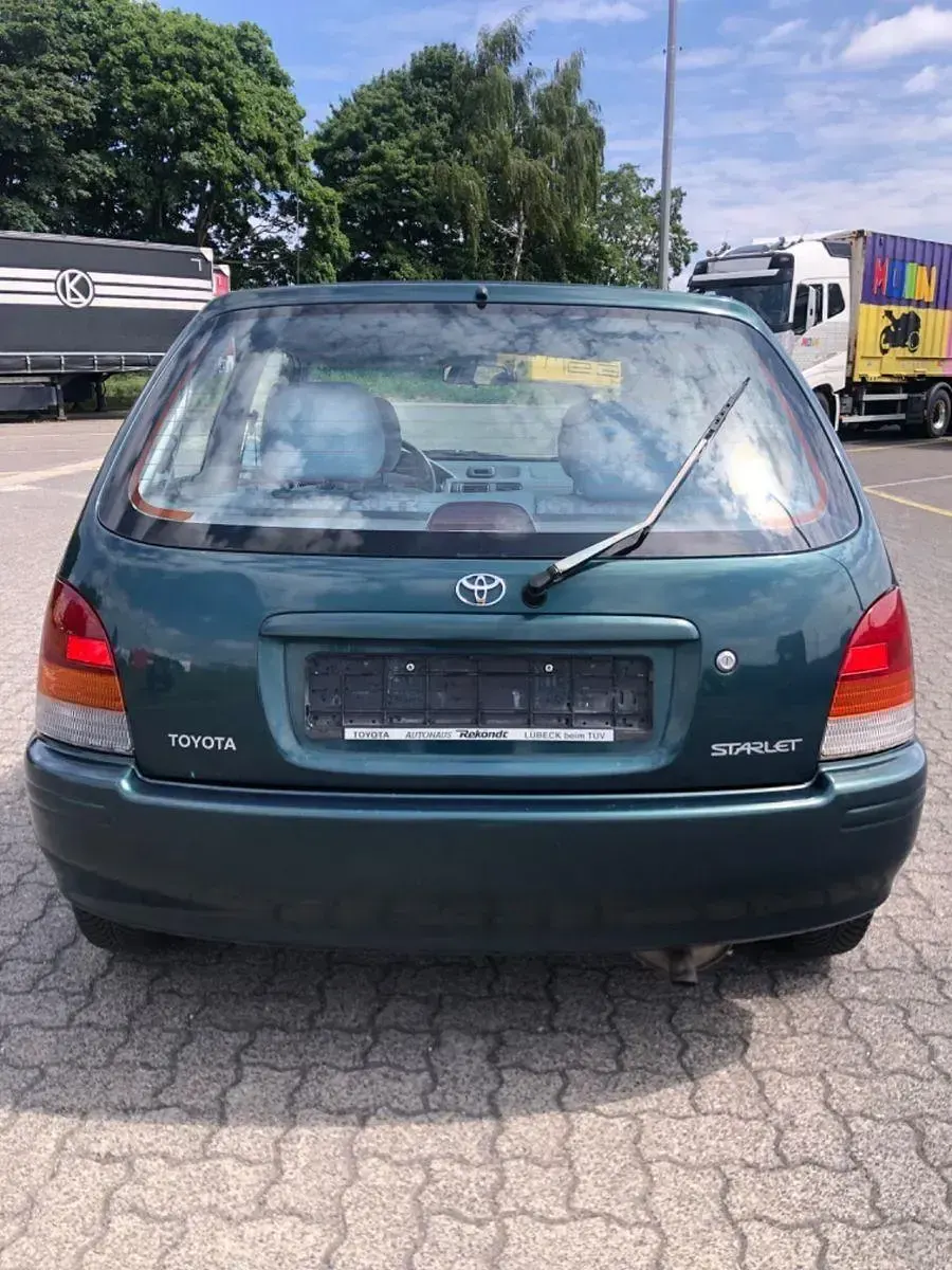 Gebraucht Toyota Starlet 75 PS (55 kW) 1997 Grün Kleinwagen