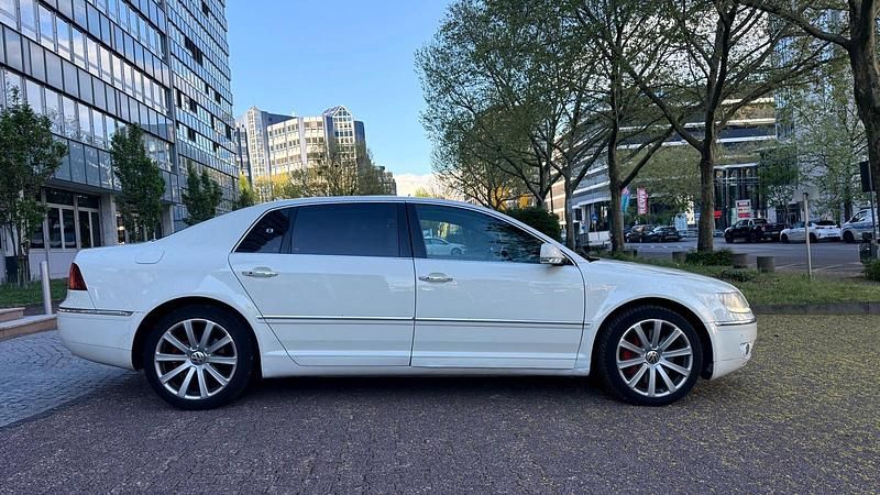 Second-hand VW Phaeton 239 CP (175 kW) 2009 Alb Berlinǎ