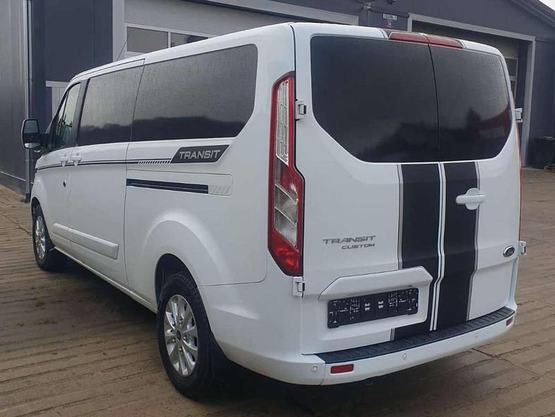 Gebraucht Ford Transit Custom Limited 131 PS (96 kW) 2021 Frostweiß Pickup