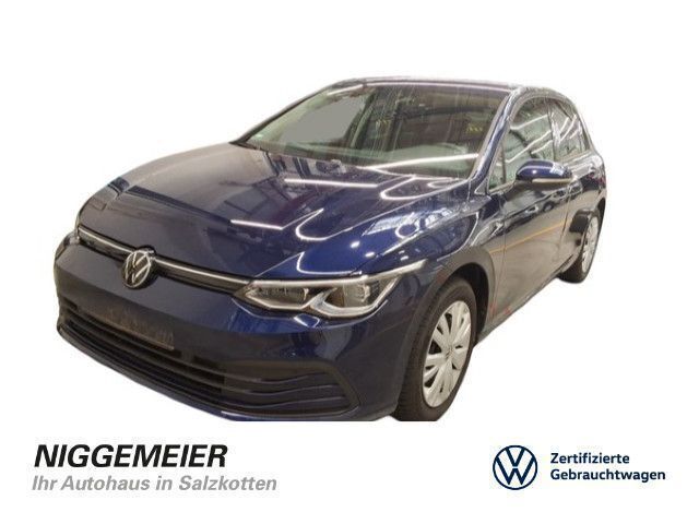 Atlantic blue metallic (metallic) Gebraucht 2024 VW Golf VIII Life Limousine | 29.695 € (Etwas zu teuer) - Bild 1/4