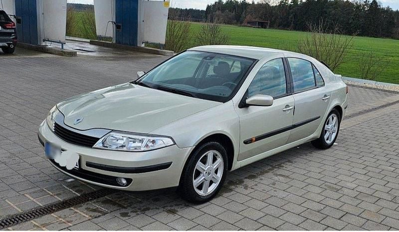 Gebraucht Renault Laguna II Expression 107 PS (78 kW) 2004 Gelb Limousine
