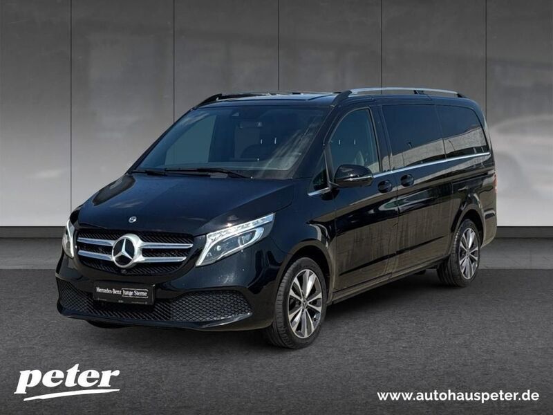 Obsidianschwarz metallic Gebraucht 2022 Mercedes V250 Avantgarde Edition Van / Kleinbus | 57.990 € (Fairer Preis) - Bild 1/4