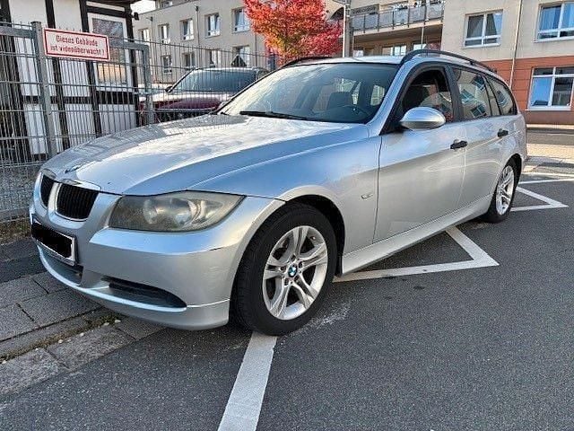 Gebraucht BMW 320 150 PS (110 kW) 2006 Silber Kombi