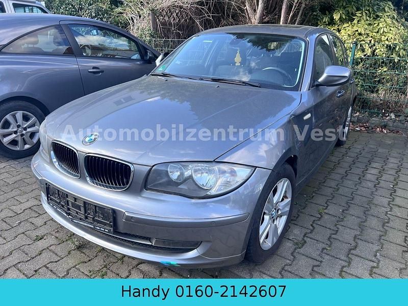 Gebraucht BMW 118 Advantage 143 PS (105 kW) 2011 Grau Kleinwagen