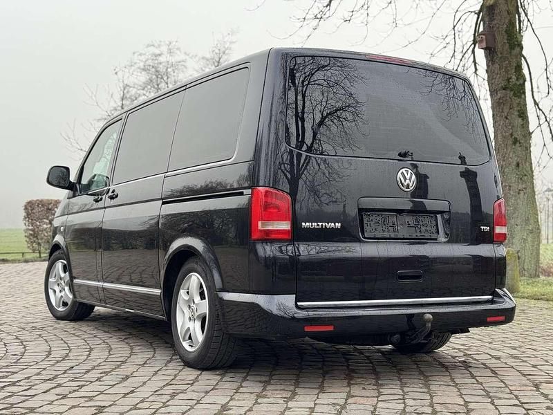 Gebraucht VW Multivan Highline 179 PS (131 kW) 2011 Van