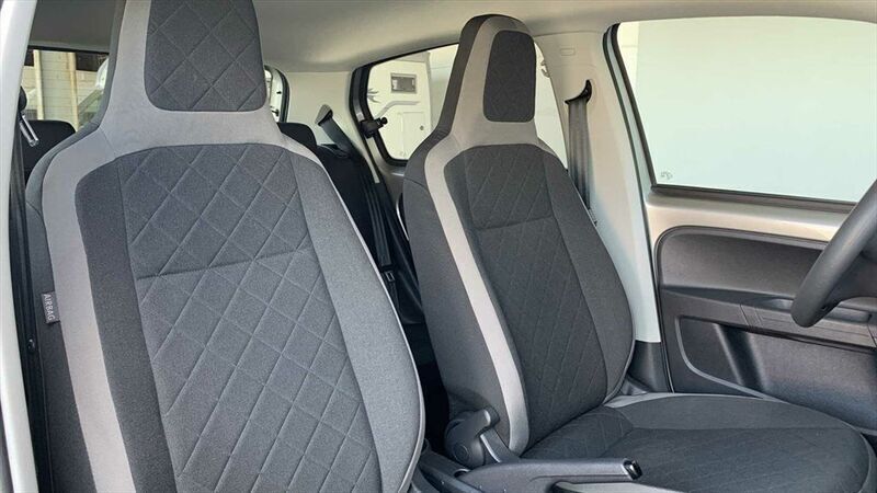 Gebraucht VW e-up! 61 kW (83 PS) 2021 Silber zweifarbig / metallic Kleinwagen