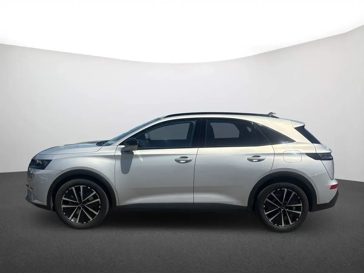 Gebraucht DS Automobiles DS7 Crossback Opera 306 PS (225 kW) 2024 Silber SUV