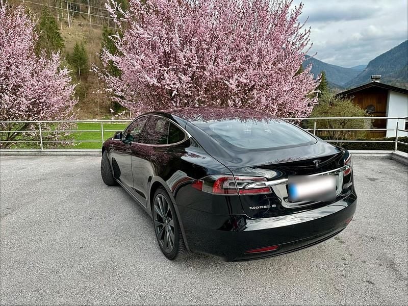 Gebraucht Tesla Model S 567 kW (772 PS) 2019 Schwarz Kleinwagen