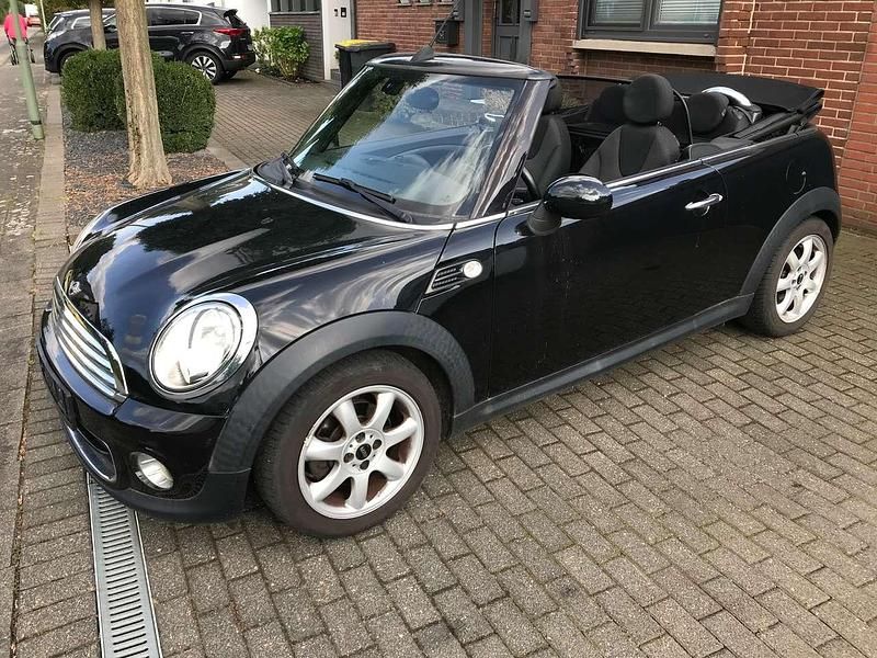 Midnight black metallic Gebraucht 2012 Mini One Cabriolet Cabrio | 7.450 € (Fairer Preis) - Bild 1/4