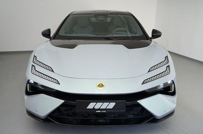 Gebraucht Lotus Emeya 450 kW (612 PS) 2025 Grau Kleinwagen