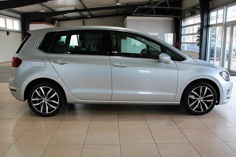 Gebraucht VW Golf Sportsvan Highline 150 PS (110 kW) 2014 Silber Van / Kleinbus