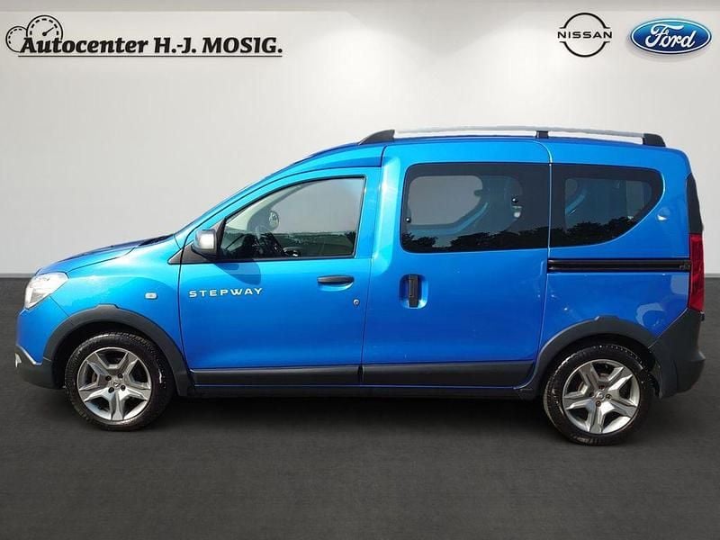 Gebraucht Dacia Dokker Stepway 131 PS (96 kW) 2019 Blau Van / Kleinbus