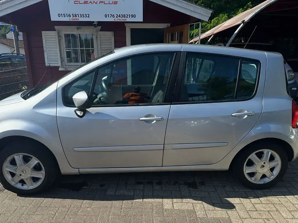 Gebraucht Renault Modus Dynamique 101 PS (74 kW) 2008 Silber Van / Kleinbus