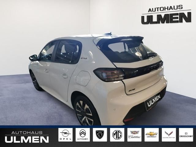 Neu Peugeot 208 Style 101 PS (74 kW) 2025 Weiss Kleinwagen