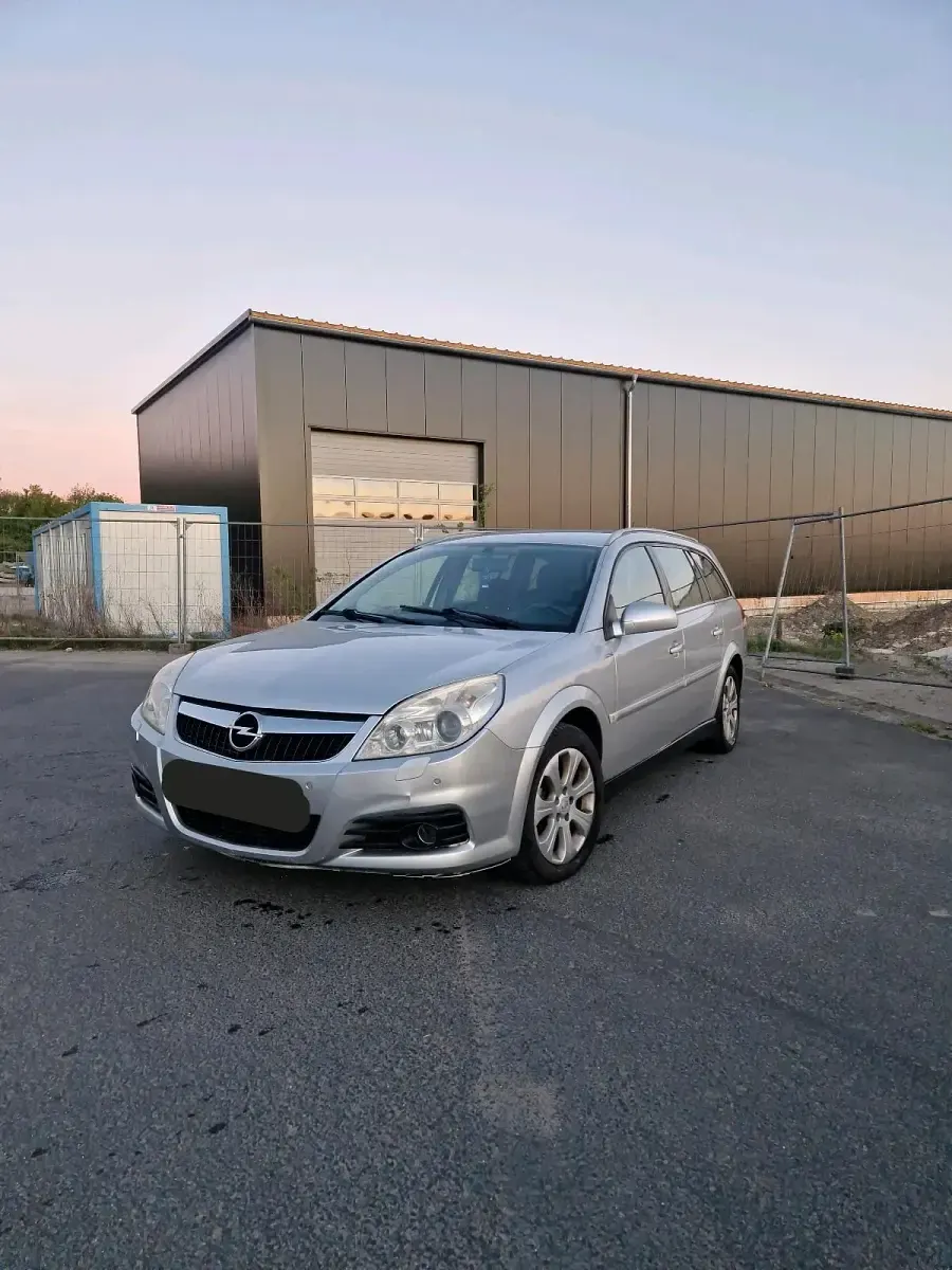 Gebraucht Opel Vectra 150 PS (110 kW) 2005 Grau Kombi