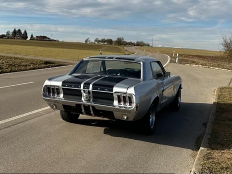 Second-hand Ford Mustang 200 CP (147 kW) 1968 Argintiu Coupe