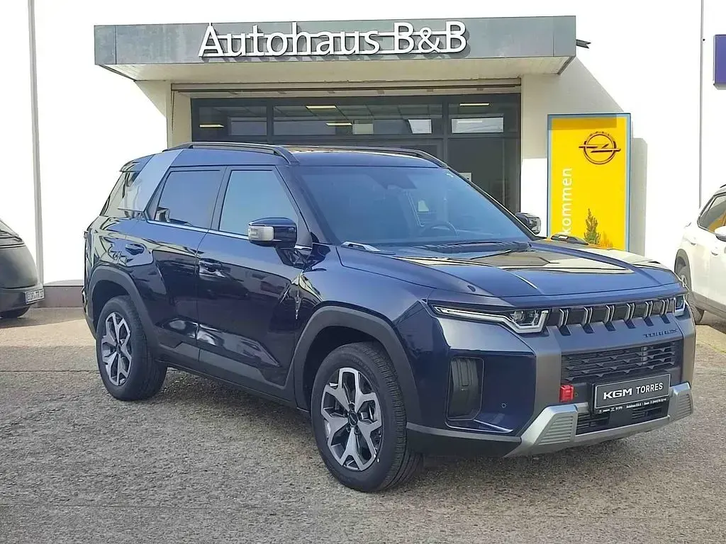 Neu KGM Torres 163 PS (119 kW) 2026 Blau SUV