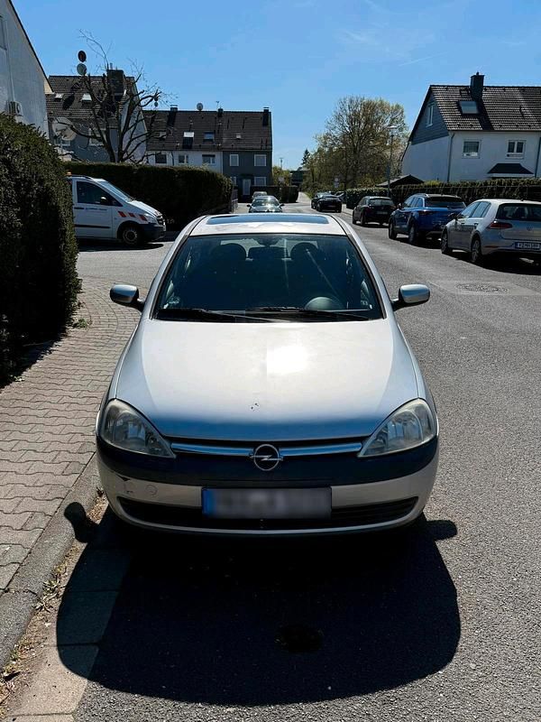 Gebraucht Opel Corsa 75 PS (55 kW) 2003 Silber Kleinwagen