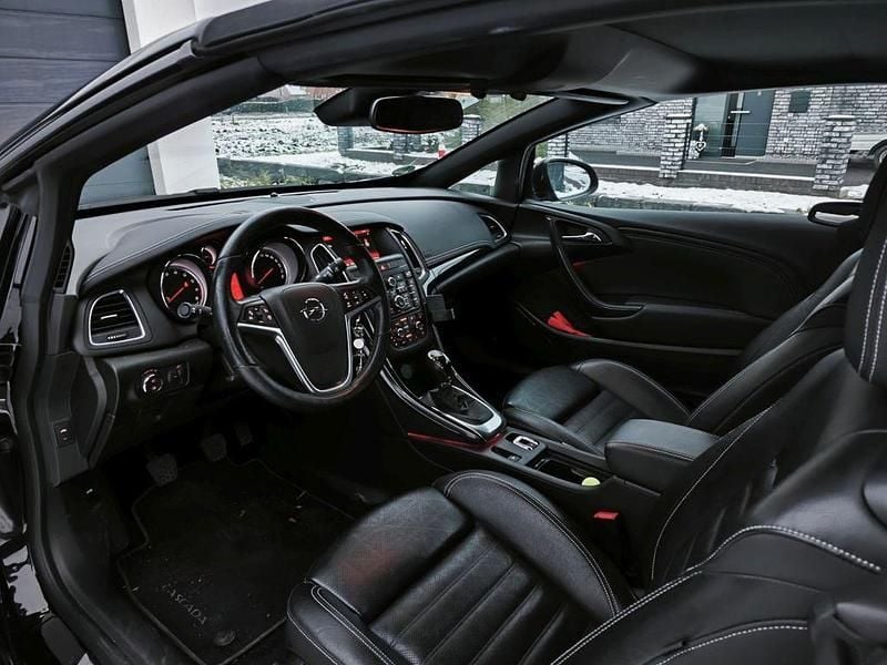 Gebraucht Opel Cascada Ultimate 170 PS (125 kW) 2019 Schwarz Cabrio