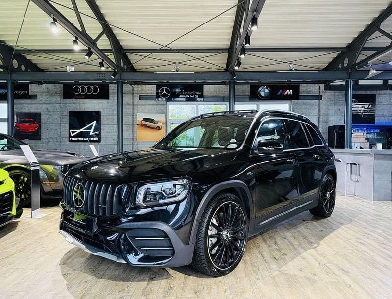 Schwarz Gebraucht 2020 Mercedes GLB35 AMG SUV | 41.990 € (Fairer Preis) - Bild 1/4