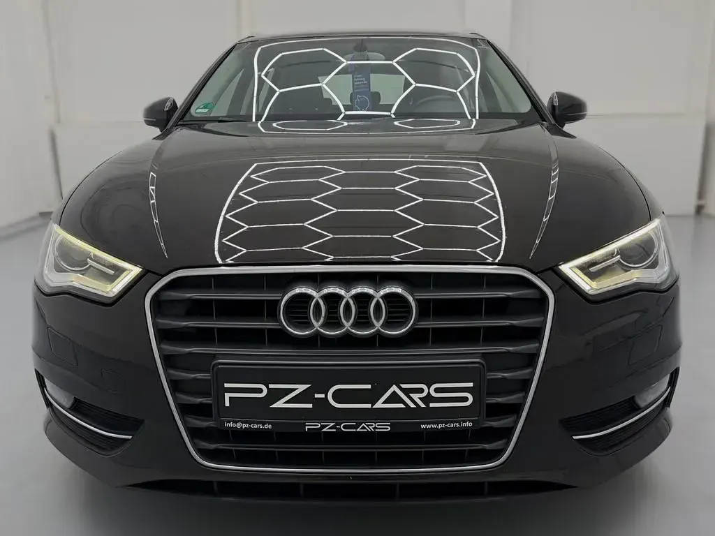 Gebraucht Audi A3 Sport 125 PS (91 kW) 2014 Braun Limousine