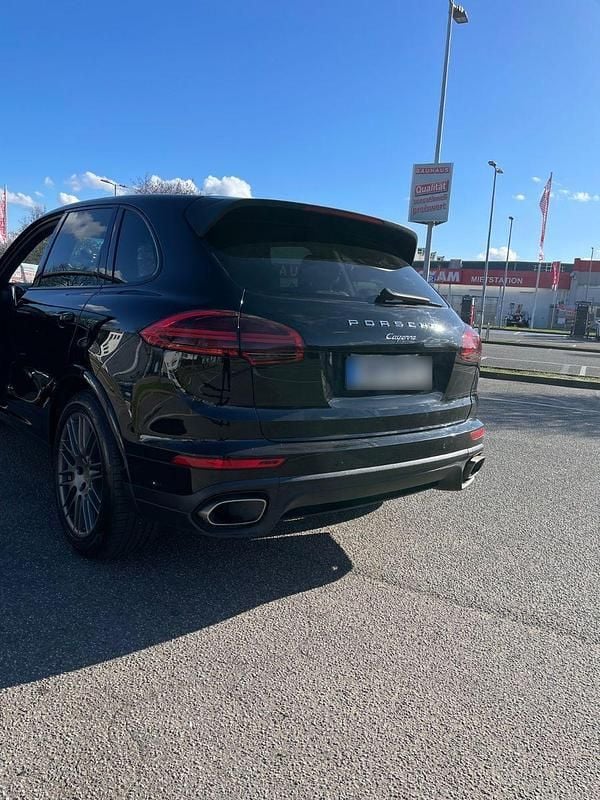 Gebraucht Porsche Cayenne Platinum Edition 262 PS (192 kW) 2017 Schwarz SUV