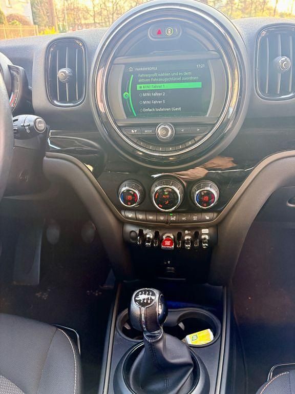 Gebraucht Mini One Countryman 102 PS (75 kW) 2018 Schwarz SUV