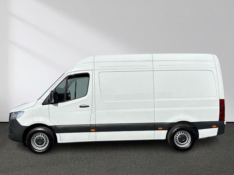 Gebraucht Mercedes Sprinter 150 PS (110 kW) 2024 Weiß Van