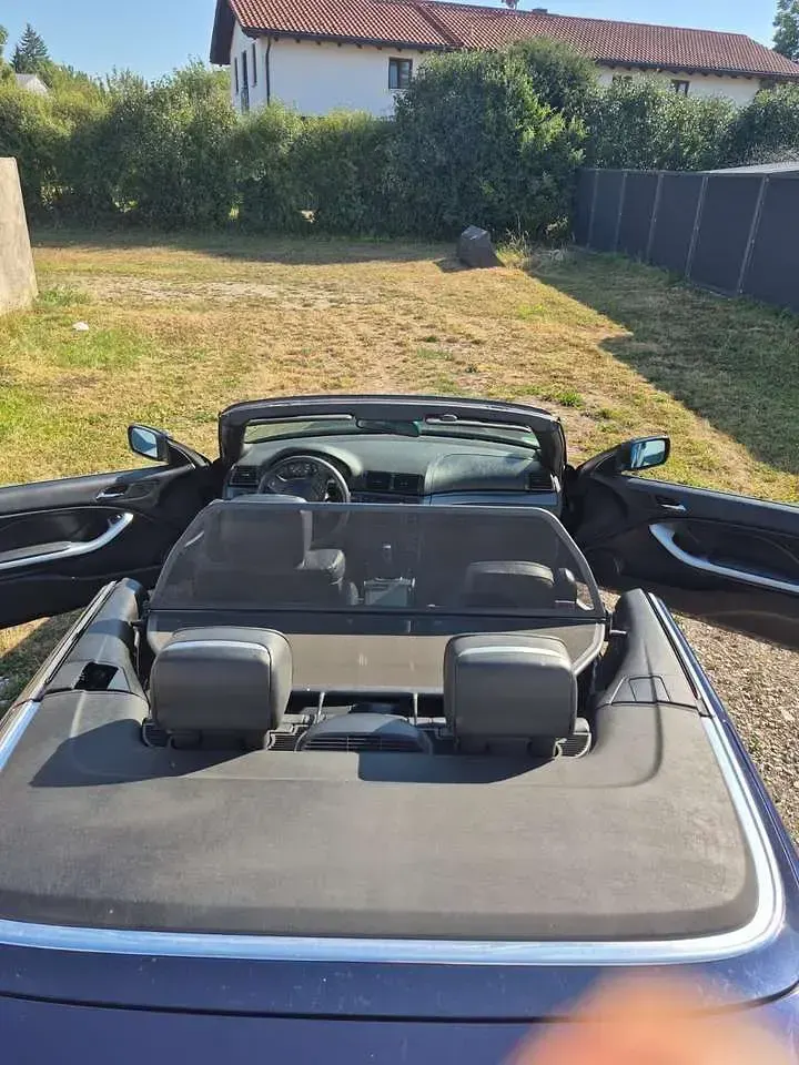 Gebraucht BMW 320 170 PS (125 kW) 2001 Blau Cabrio