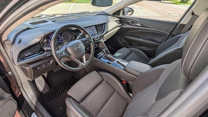Gebraucht Opel Insignia 170 PS (125 kW) 2019 Onyx schwarz Kombi
