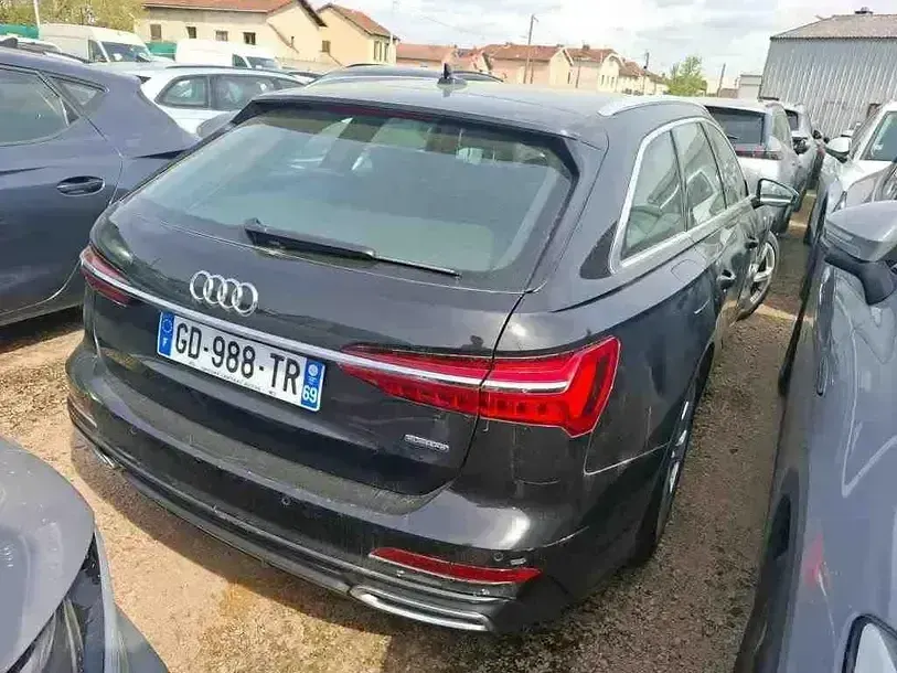 Gebraucht Audi A6 S-Line 204 PS (150 kW) 2021 Mythosschwarz metallic Kombi