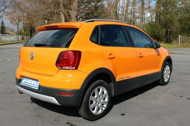 Gebraucht VW Polo Cross 86 PS (63 kW) 2010 Orange Kleinwagen