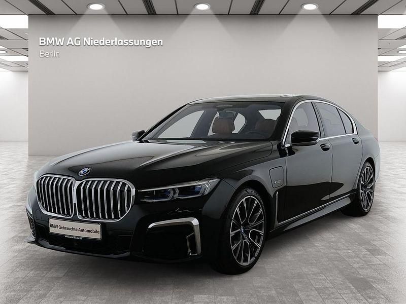 Schwarz Gebraucht 2022 BMW 745e M Sport Limousine | 66.700 € - Bild 1/4