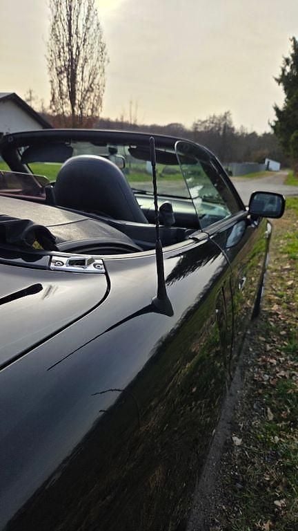 Gebraucht Toyota MR2 140 PS (102 kW) 2003 Schwarz Cabrio