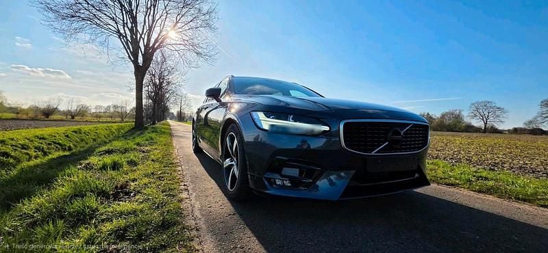 Gebraucht Volvo V90 R-Design 190 PS (139 kW) 2019 Blau Kombi